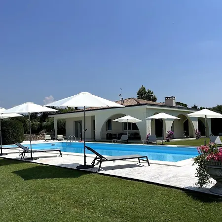 Apartment New Tosca With Pool In Bardolino *
